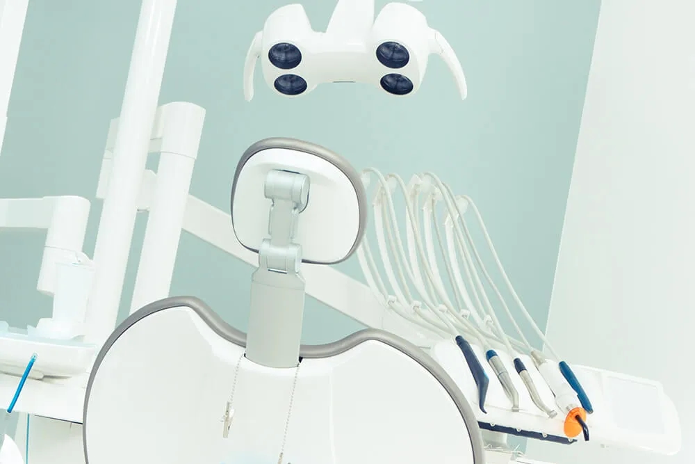 Ile kosztuje plomba u dentysty? Sprawdź, jak uniknąć wysokich kosztów leczenia