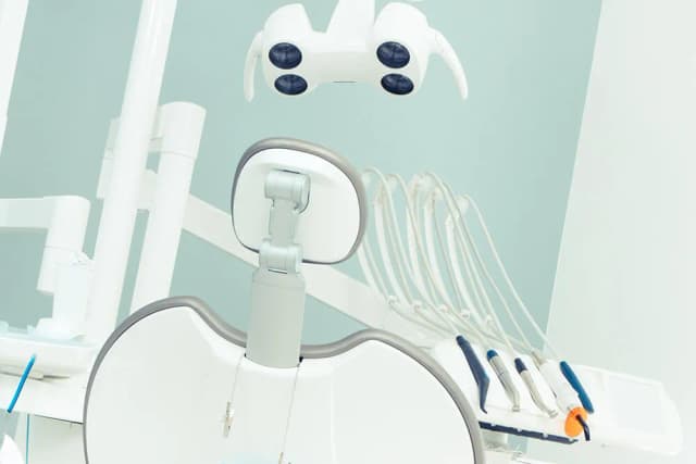 Ile kosztuje plomba u dentysty? Sprawdź, jak uniknąć wysokich kosztów leczenia Ile kosztuje plomba u dentysty? Sprawdź, jak uniknąć wysokich kosztów leczenia